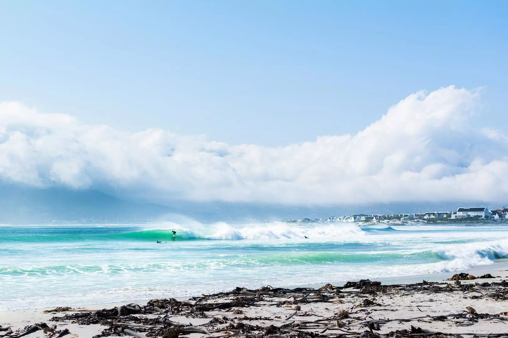 Stoked-Surf-paralax-img1-v1