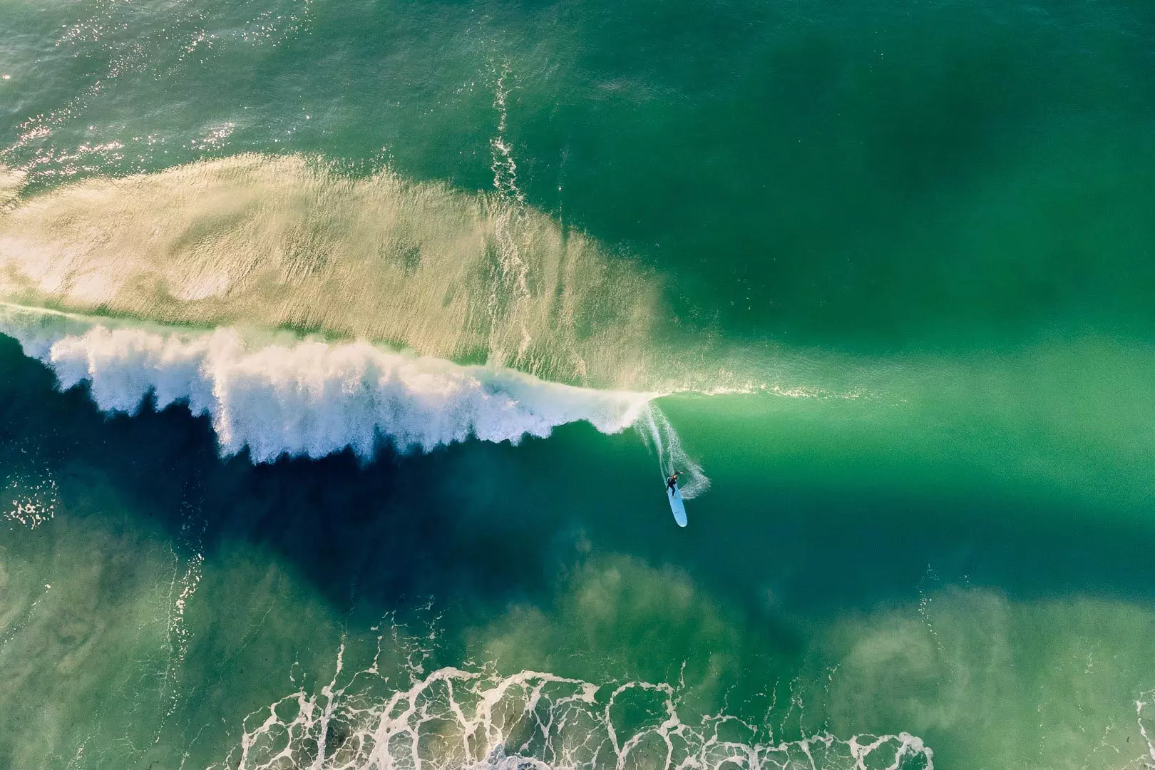 Stoked-Surf-paralax-img2-v1